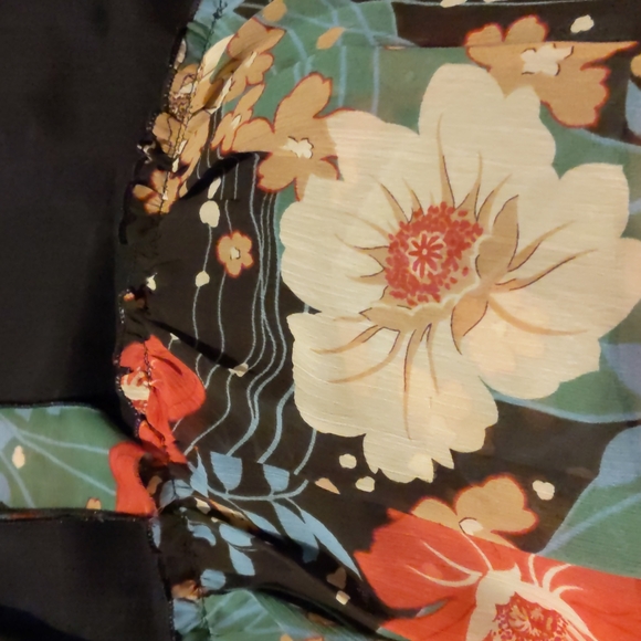 Like new 213 dress size S - Picture 4 of 10